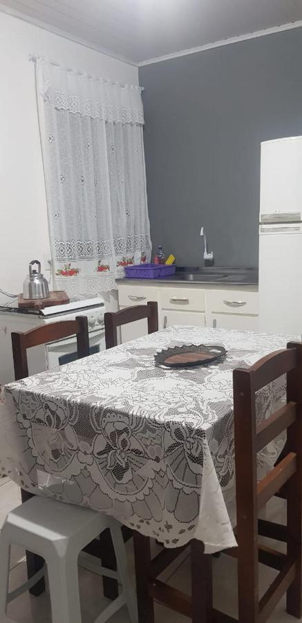 Residencial 300 Metros Do Parque เปงญา ภายนอก รูปภาพ